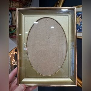 Vintage Gold Oval 5x7 Photo Frame